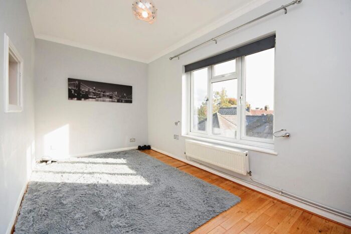 1 Bedroom Flat To Rent In Florence Walk, North Street, Bishops Stortford, CM23