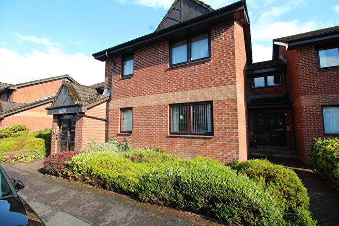 2 Bedroom Flat For Sale In Cherry Tree Court, Hill Street, Alexandria, West Dunbartonshire, G83