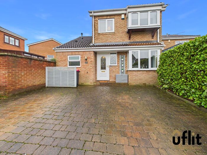 4 Bedroom Detached House For Sale In Ulley View, Aughton, Sheffield, S26