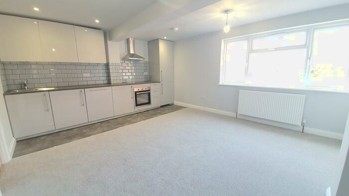 1 Bedroom Apartment To Rent In Amersham Road, Chalfont St Giles, HP8