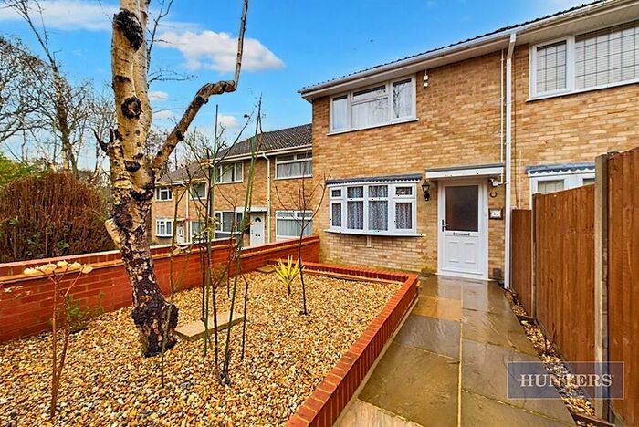 2 Bedroom Property To Rent In Turnstone Gardens, Southampton, SO16