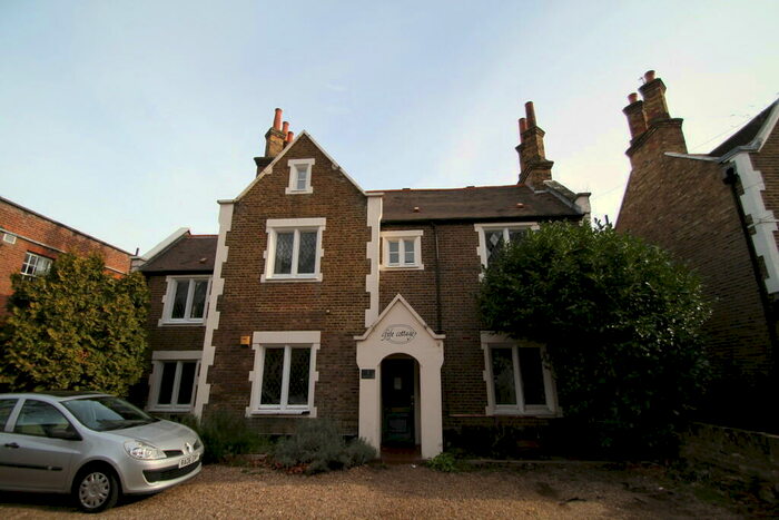 1 Bedroom Apartment To Rent In Wellington Way, London, E3