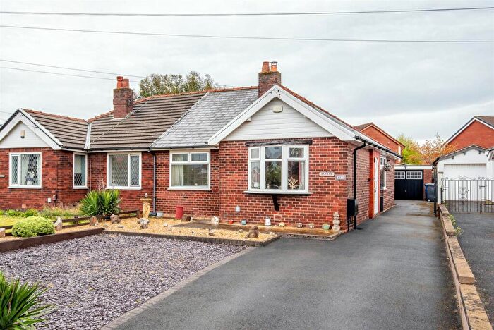 3 Bedroom Semi-Detached Bungalow For Sale In Chorley Road, Walton-Le-Dale, Preston, PR5