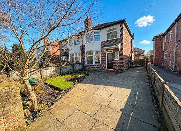 3 Bedroom Semi Detached House For Sale In Whitefield Road, Sale, M33