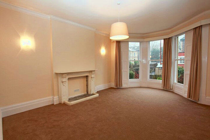 2 Bedroom Apartment To Rent In Redland Road, Redland, BS6