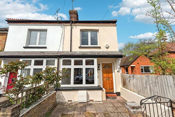 2 Bedroom Semi-Detached House To Rent In Park Lane, Harefield, UB9