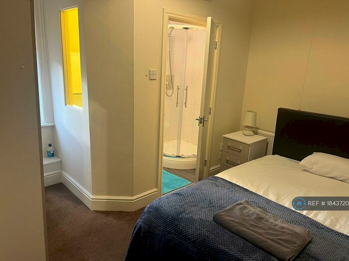 6 Bedroom End Of Terrace House To Rent In Derby, Derby, DE22