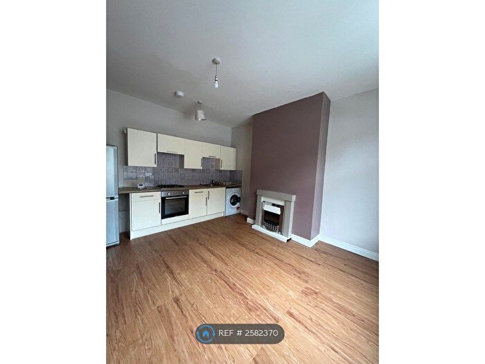 2 Bedroom Terraced House To Rent In Stanley Street, Cleckheaton, BD19