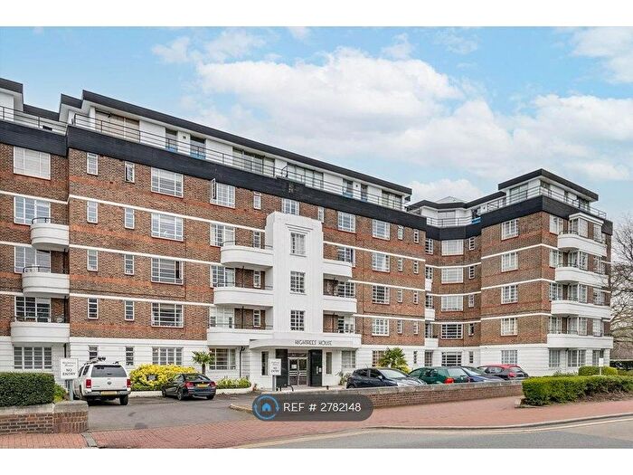 2 Bedroom Flat To Rent In Hightrees House, London, SW12