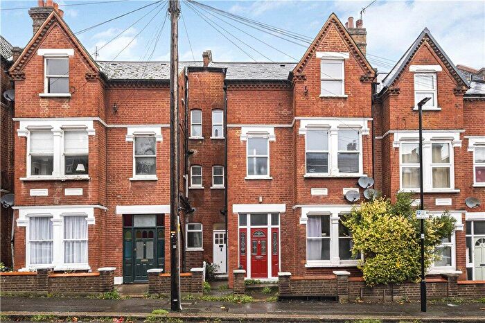 2 Bedroom Apartment To Rent In Ullswater Road, London, SE27