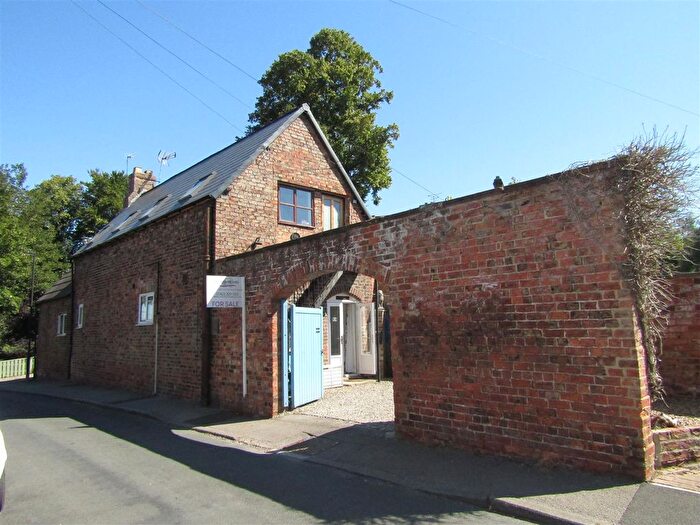 2 Bedroom Flat For Sale In Church Lane, Boroughbridge, York, YO51