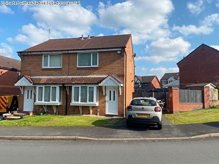 3 Bedroom Semi-Detached House To Rent In Buckingham Drive, St. Helens, WA11