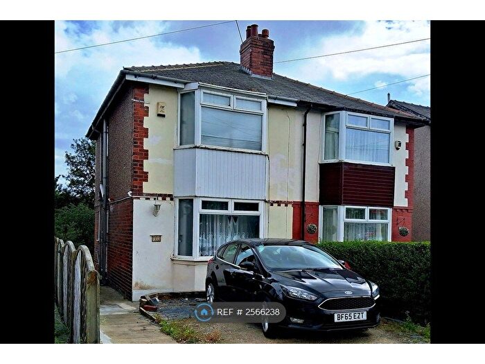 2 Bedroom Semi-Detached House To Rent In Woodhouse Grove, Huddersfield, HD2