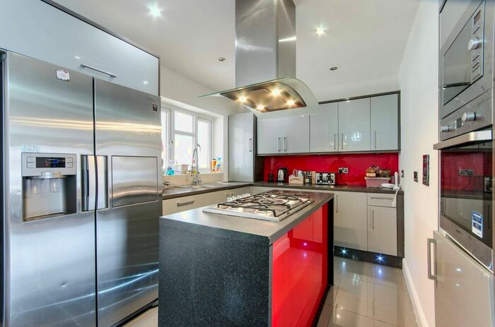 3 Bedroom Semi-Detached House To Rent In Scarle Road, Wembley, HA0