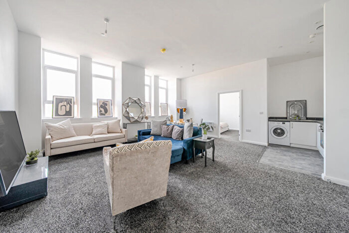 2 Bedroom Apartment To Rent In Sutherland House, CV1