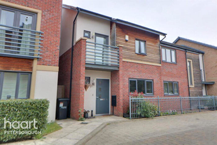 3 Bedroom Semi Detached House To Rent In Hawksbill Way, Peterborough, PE2