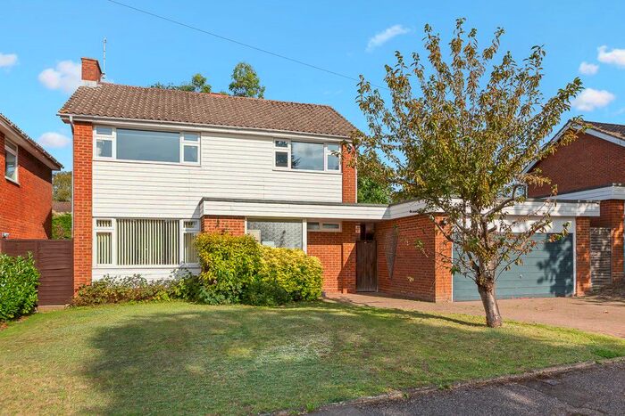 4 Bedroom Detached House To Rent In Barrett Road, Great Bookham, Bookham, Leatherhead, KT22