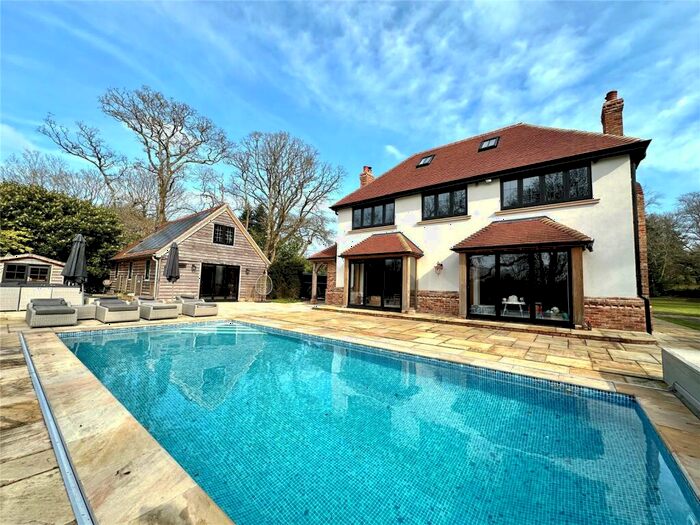5 Bedroom Detached House For Sale In Hightown Hill, Ringwood, Hampshire, BH24