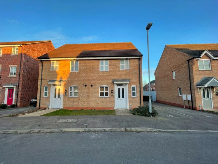 3 Bedroom Semi-Detached House To Rent In Bishops Gate, Lincoln, LN1