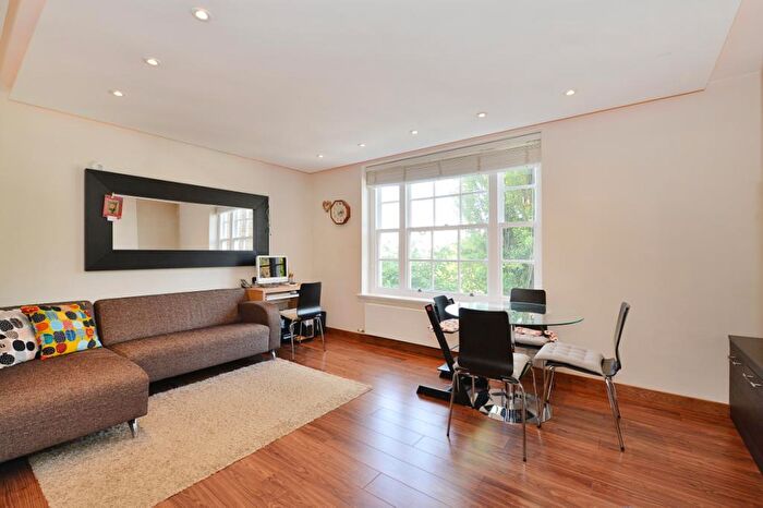 2 Bedroom Apartment To Rent In Manor Apartments, - Abbey Road, NW8
