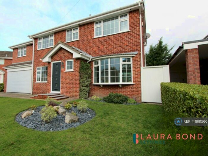 4 Bedroom Detached House To Rent In Mallinson Oval, Harrogate, HG2