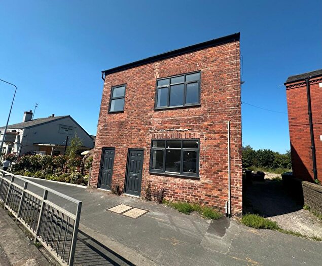 2 Bedroom Apartment To Rent In Buxton Road, High Lane, Stockport, SK6