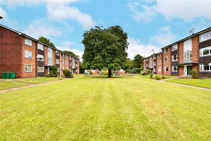 2 Bedroom Apartment To Rent In Barlow Moor Road, Didsbury, Manchester, Greater Manchester, M20