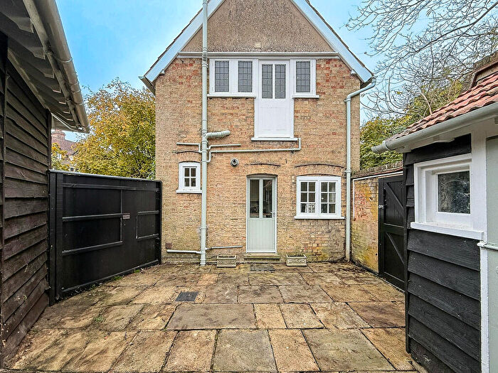 2 Bedroom Detached House To Rent In The Footpath, Grantchester, Cambridge, CB3