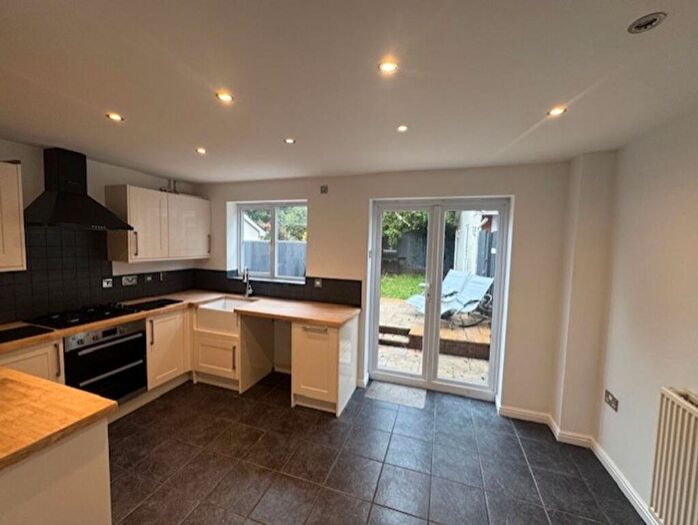 3 Bedroom Semi-Detached House To Rent In Youghal Close, Pontprennau, CF23