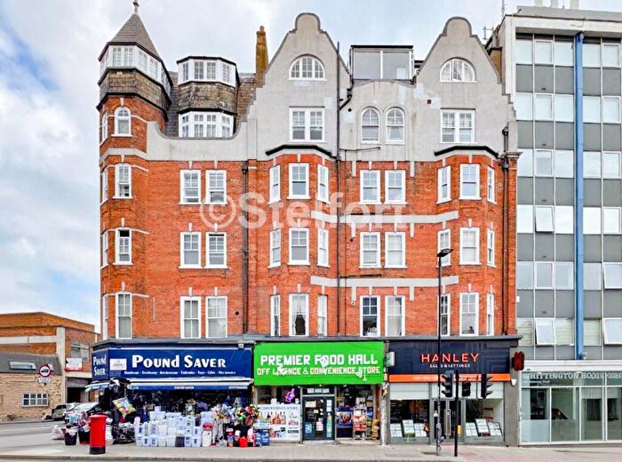 2 Bedroom Flat For Sale In Elthorne Court, Elthorne Road, London, N19