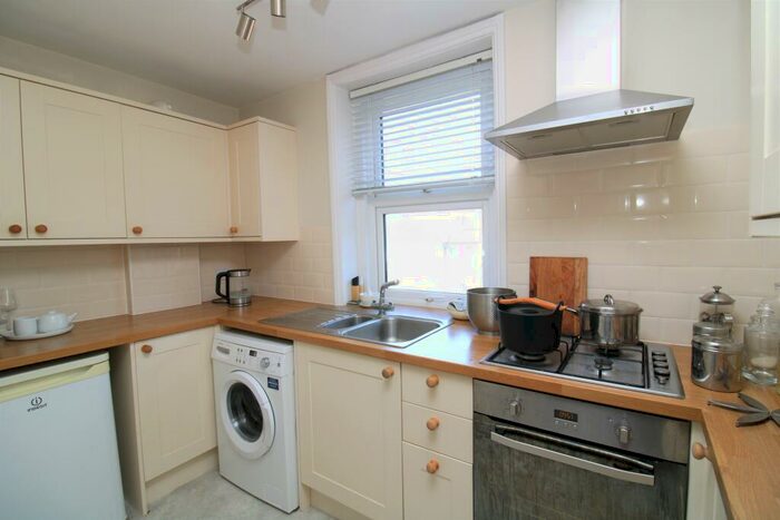 1 Bedroom Flat To Rent In Preston Drove, Brighton, BN1