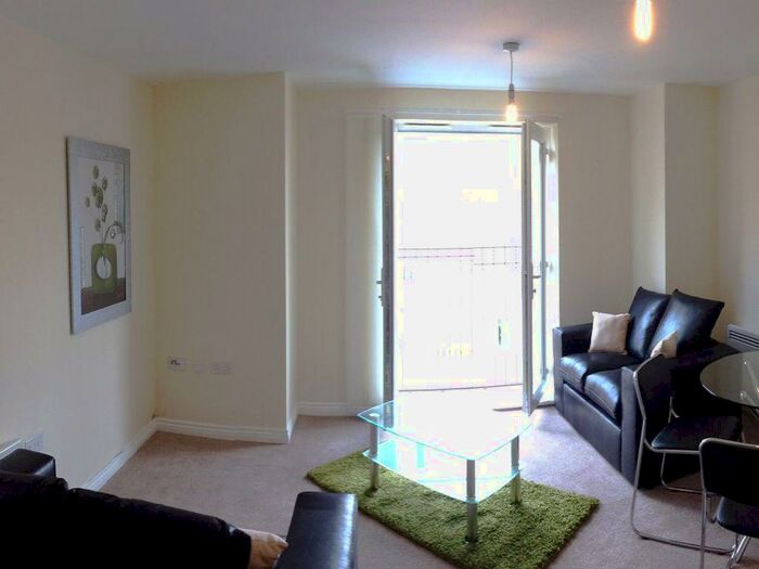 2 Bedroom Apartment To Rent In Langsett Court, Heaton, BD9