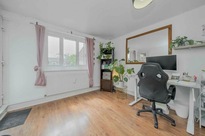 1 Bedroom Flat To Rent In Corker Walk, London, N7