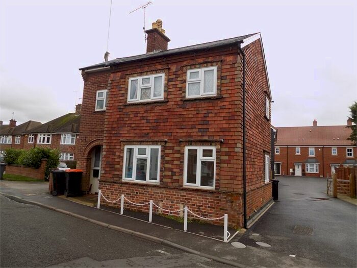 1 Bedroom Ground Flat To Rent In Vandyke Road, Leighton Buzzard, LU7