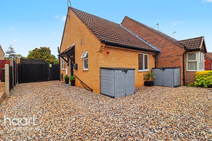 1 Bedroom Semi-Detached Bungalow For Sale In Michaelhouse Way, Stanton, Bury St Edmunds, IP31