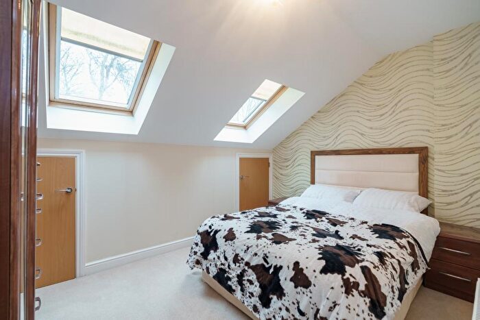 4 Bedroom Town House To Rent In John North Close, High Wycombe, HP11