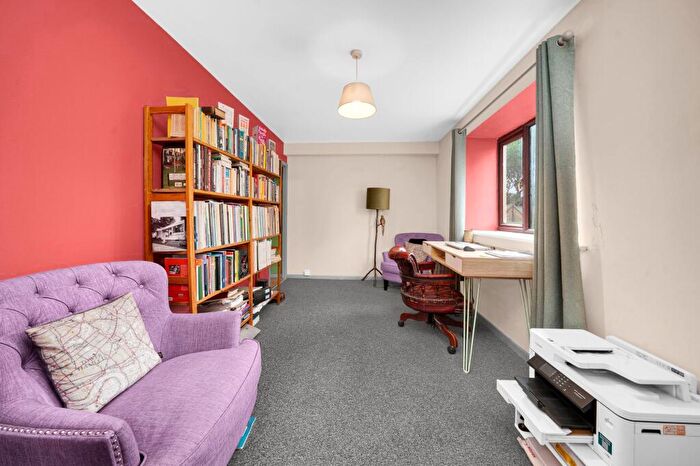 Flat For Sale In Abbey Lane, Stratford, E15