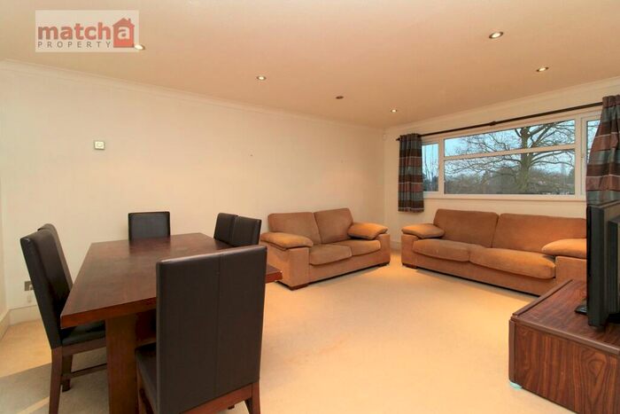 2 Bedroom Flat To Rent In Cornwall Road, Pinner, HA5