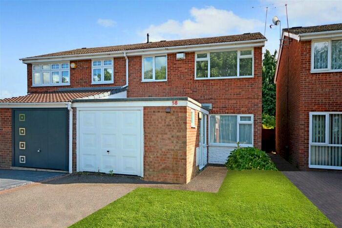 3 Bedroom Semi-Detached House To Rent In Dorchester Way, Walsgrave, Coventry, CV2