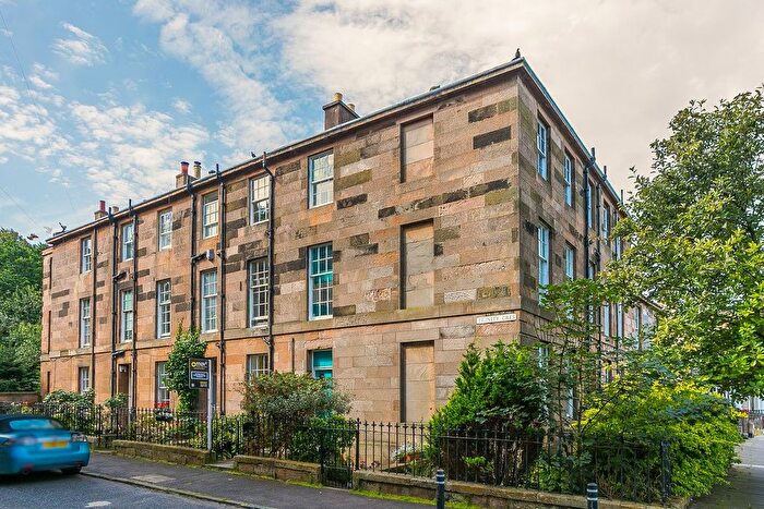 2 Bedroom Flat For Sale In Trinity Crescent, Edinburgh, EH5