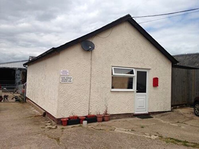 1 Bedroom Detached Bungalow To Rent In , CO10