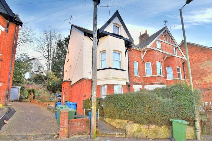 1 Bedroom End Of Terrace House To Rent In York Road, Aldershot, Hampshire, GU11