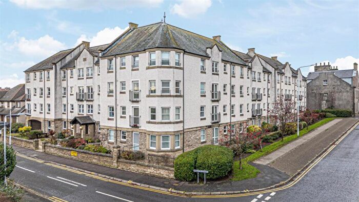 1 Bedroom Flat For Sale In Halley's Court, Kirkcaldy, KY1