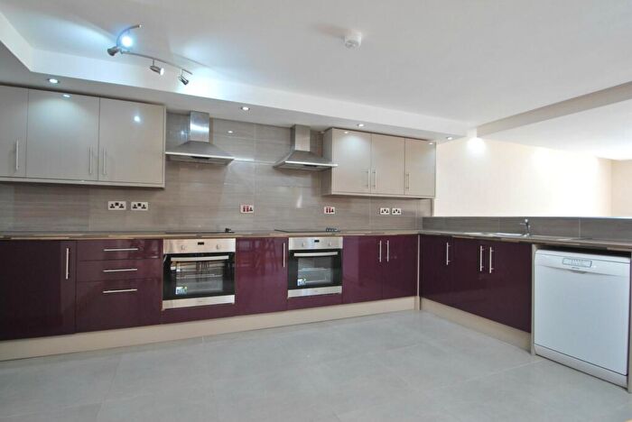 9 Bedroom House To Rent In Flora Street, Cathays, CF24