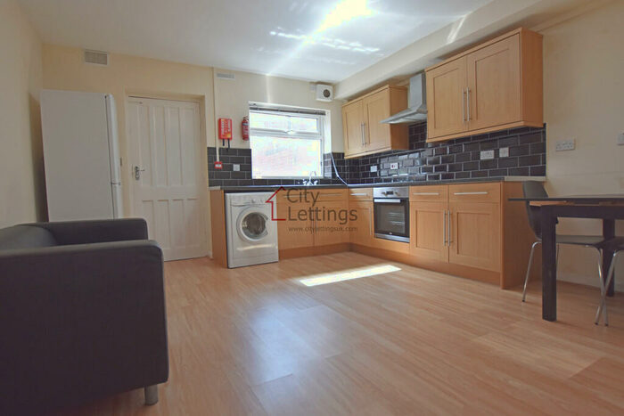 2 Bedroom Apartment To Rent In Burns Street, Arboretum, NG7