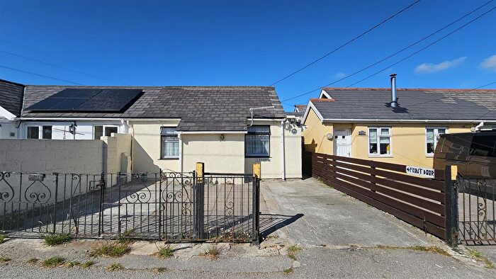 2 Bedroom Terraced Bungalow For Sale In Upton Towans, Hayle, TR27