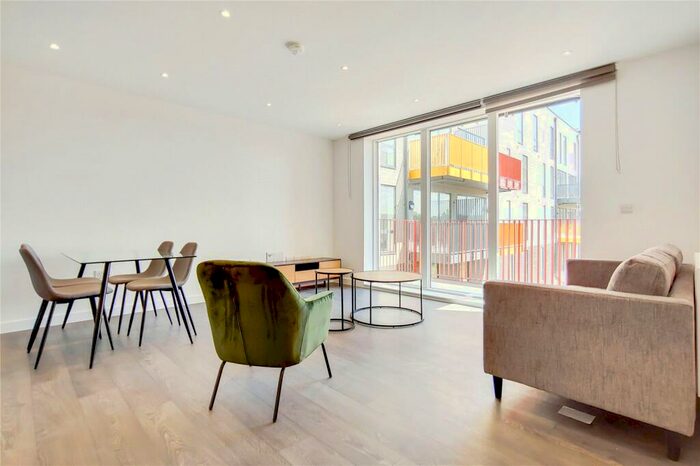 1 Bedroom Apartment To Rent In Purley Way, Croydon, London, CR0