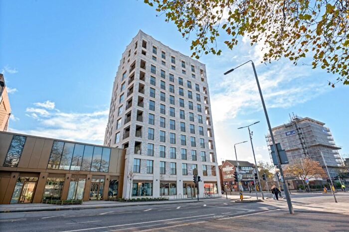 1 Bedroom Apartment For Sale In No. Wood Street, London, E17