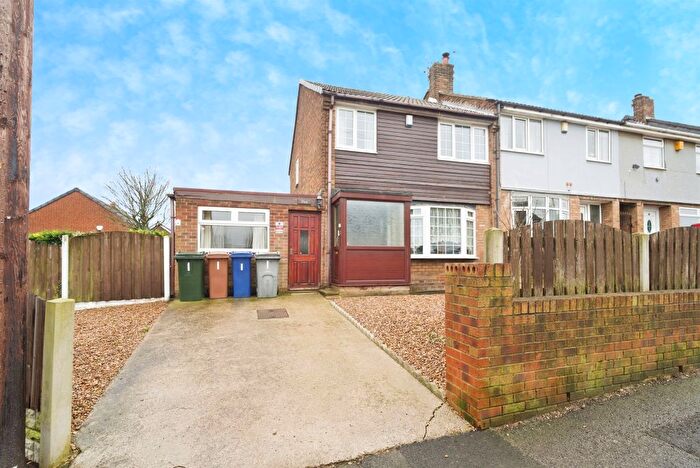 3 Bedroom End Terrace House For Sale In Wilson Grove, Barnsley, S71