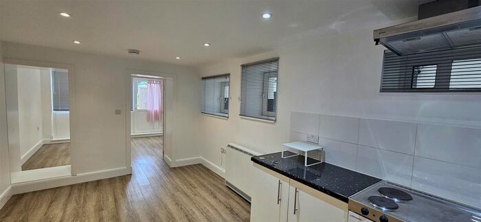 1 Bedroom Flat To Rent In Audley Road, Hendon, NW4